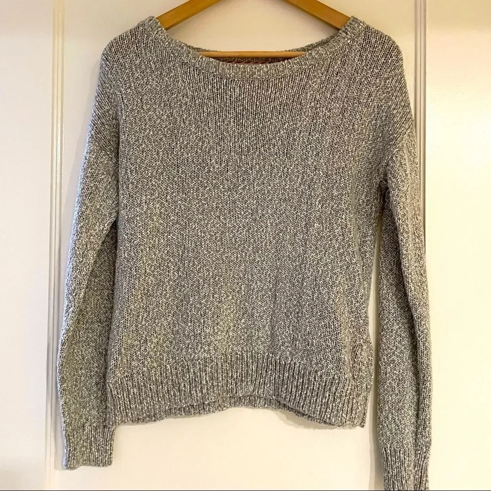 Banana Republic Heritage Collection 100% cotton gray pullover sweater Small - Picture 2 of 10